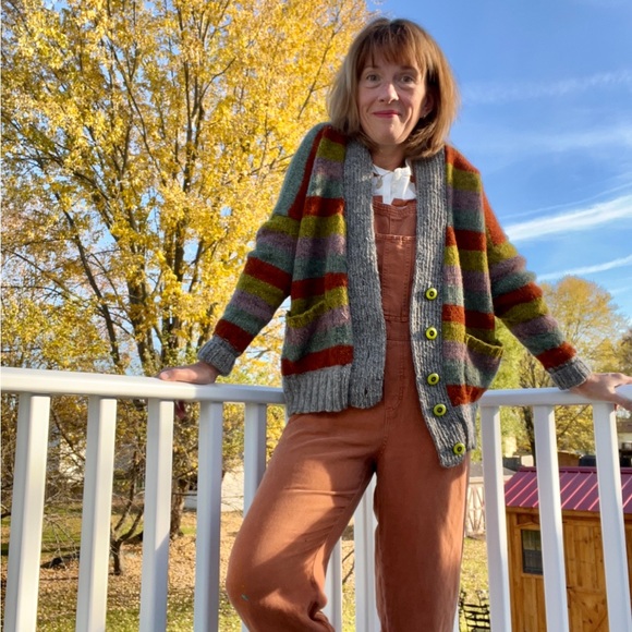 Meet your Posher, Pamela - Picture 2 of 2